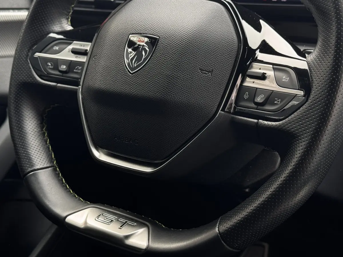 1.2 PureTech GT | NL-Auto | Camera | Matrix-LED | Leder-Alcantara | Virtual Cockpit | Navigatie