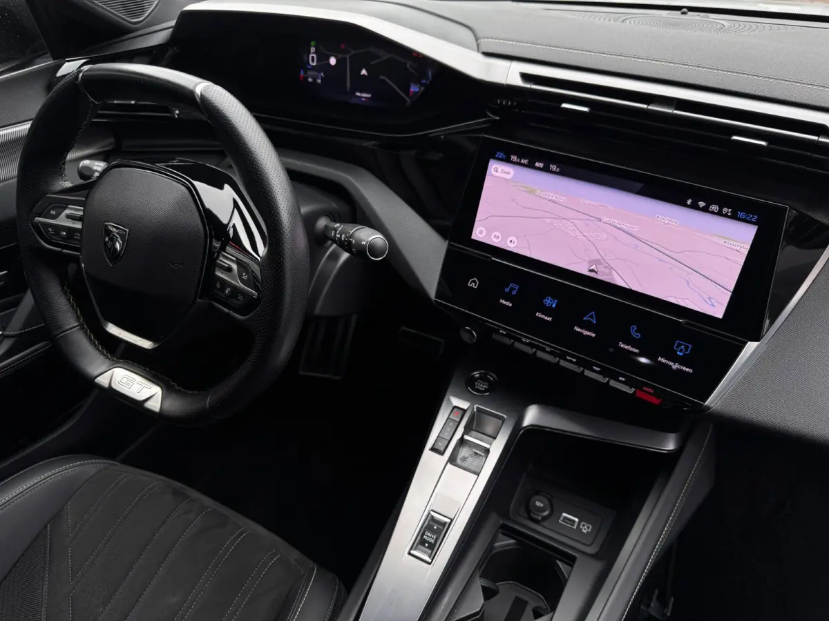1.2 PureTech GT | NL-Auto | Camera | Matrix-LED | Leder-Alcantara | Virtual Cockpit | Navigatie