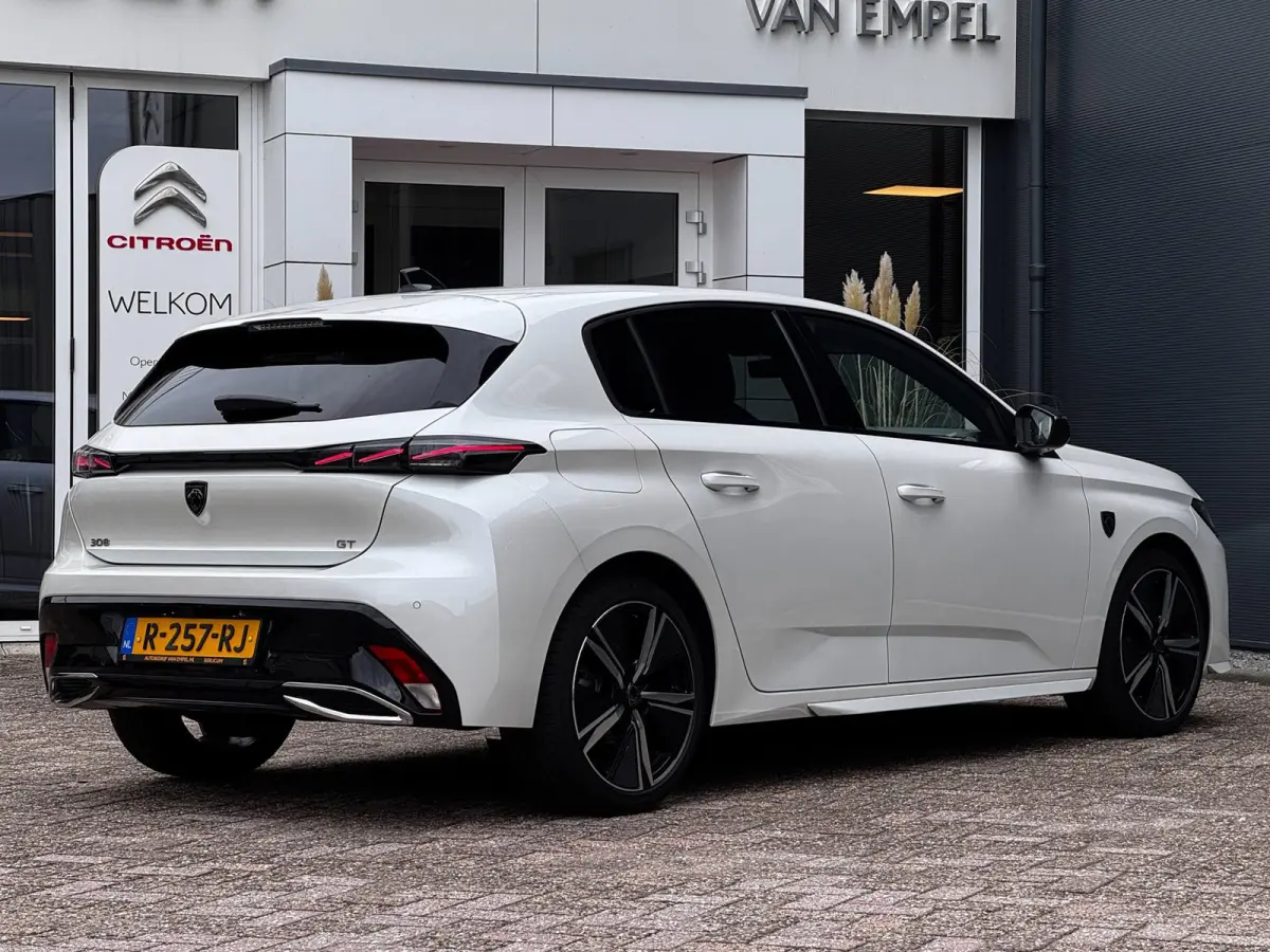 1.2 PureTech GT | NL-Auto | Camera | Matrix-LED | Leder-Alcantara | Virtual Cockpit | Navigatie