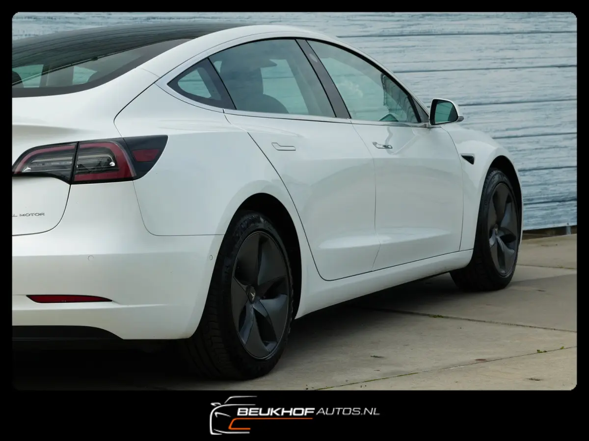 Long Range AWD 75 kWh Leer / FSD / SOH 91.4%