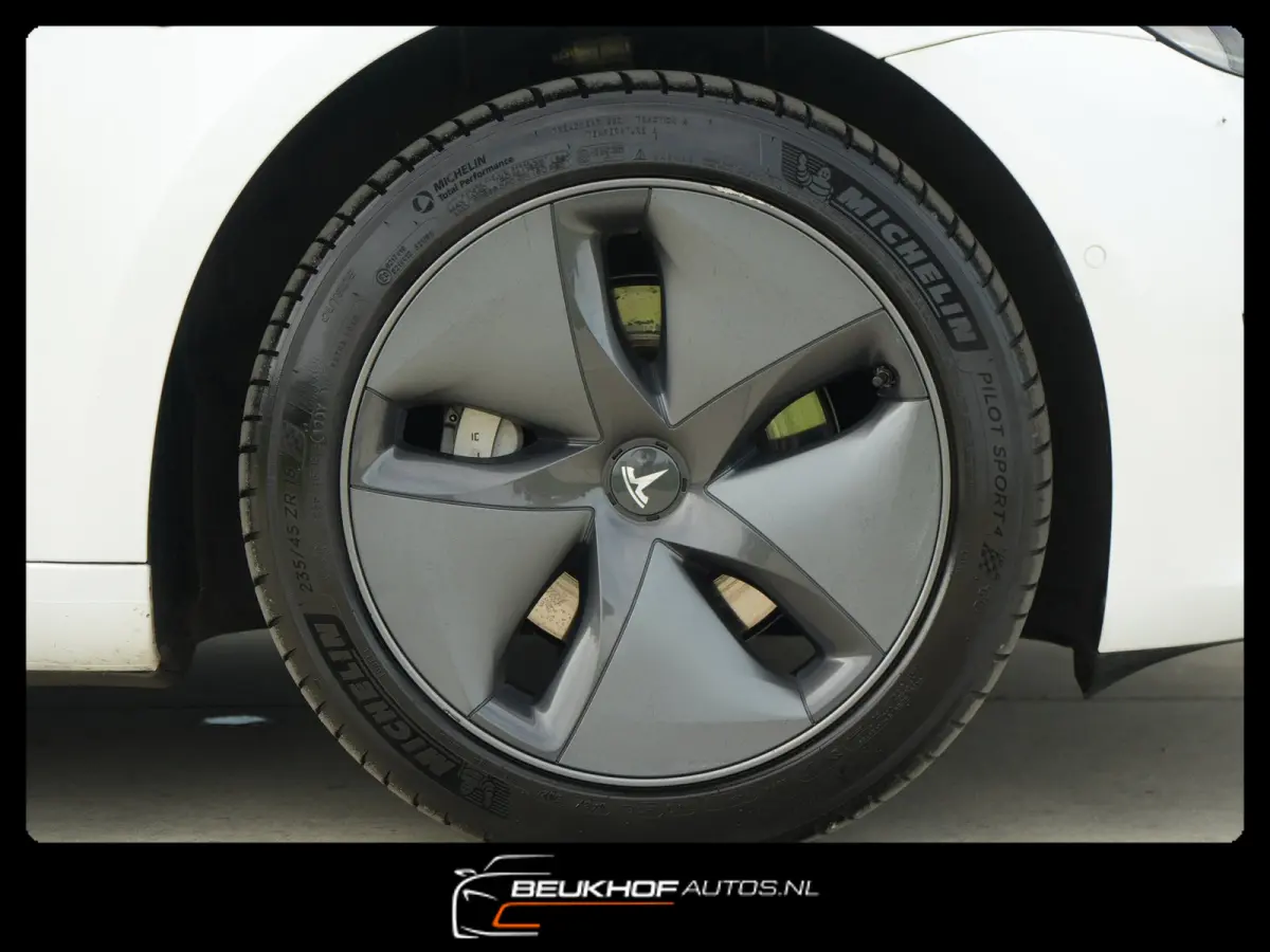 Long Range AWD 75 kWh Leer / FSD / SOH 91.4%