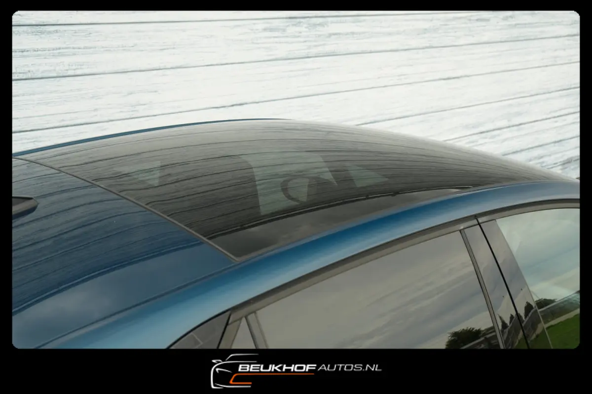 Copper Edition One 62 kWh / HUD / 360Cam / Pano