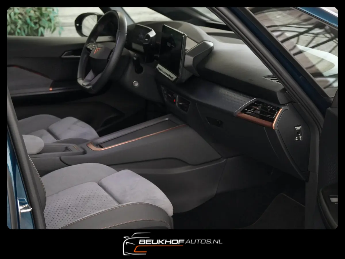 Copper Edition One 62 kWh / HUD / 360Cam / Pano