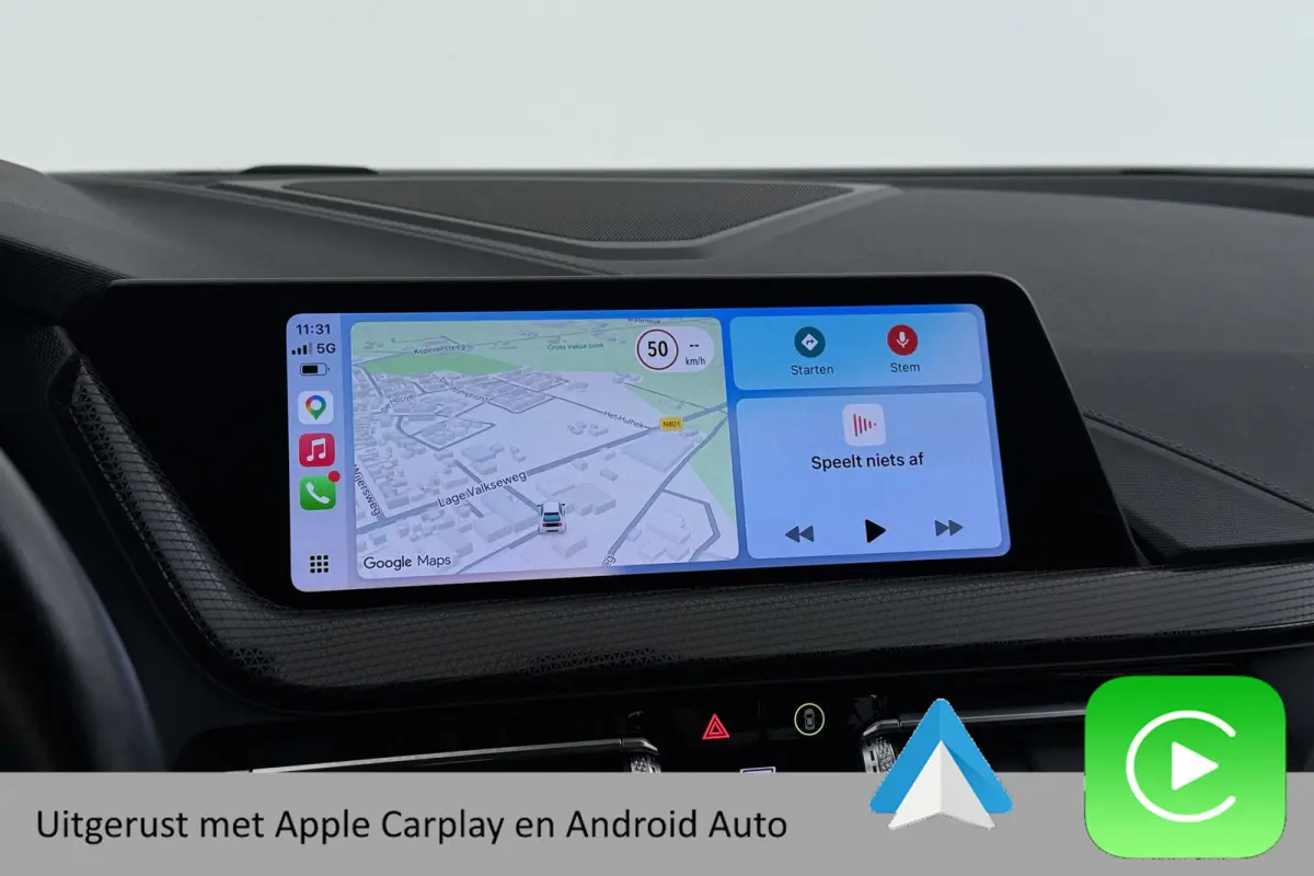 118i Business Edition Plus | Org NL | CarPlay | Stuur-/Stoelverwarming | Digital Cockpit | Leer | Sportstoelen |