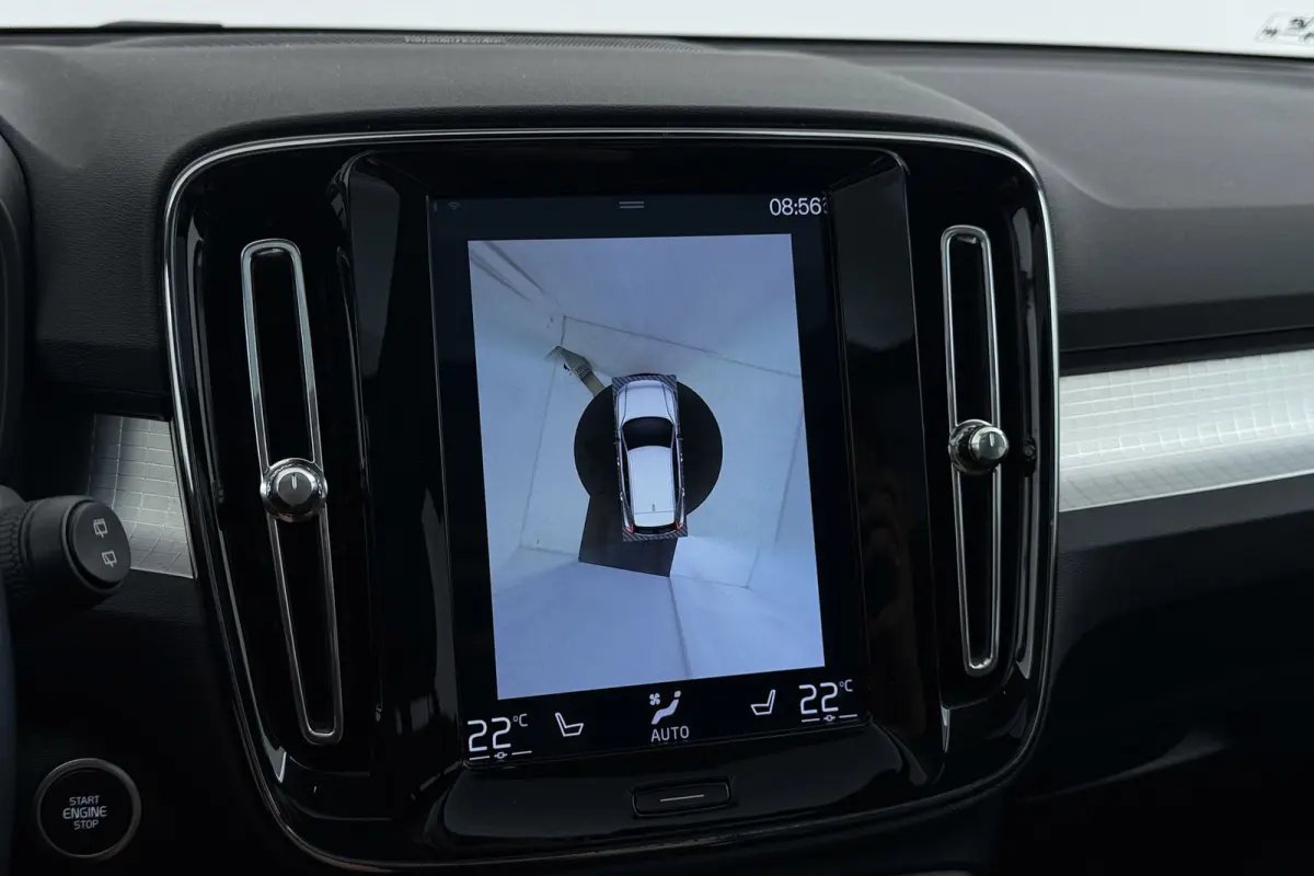 2.0 T5 AWD Intro Edition | Uitklap Trekhaak | Panoramadak | Org NL | Leer | Harman/Kardon | Dealer Ond. | Adap. Cruise