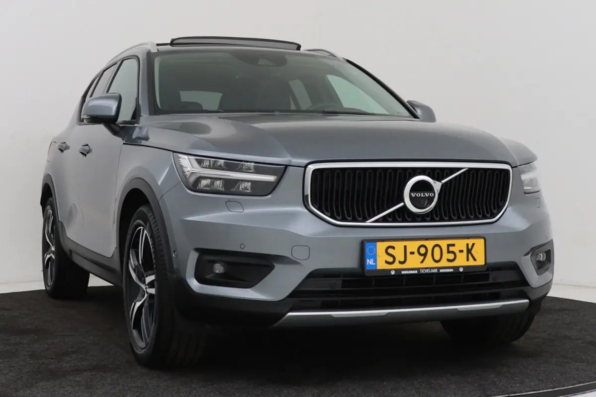2.0 T5 AWD Intro Edition | Uitklap Trekhaak | Panoramadak | Org NL | Leer | Harman/Kardon | Dealer Ond. | Adap. Cruise