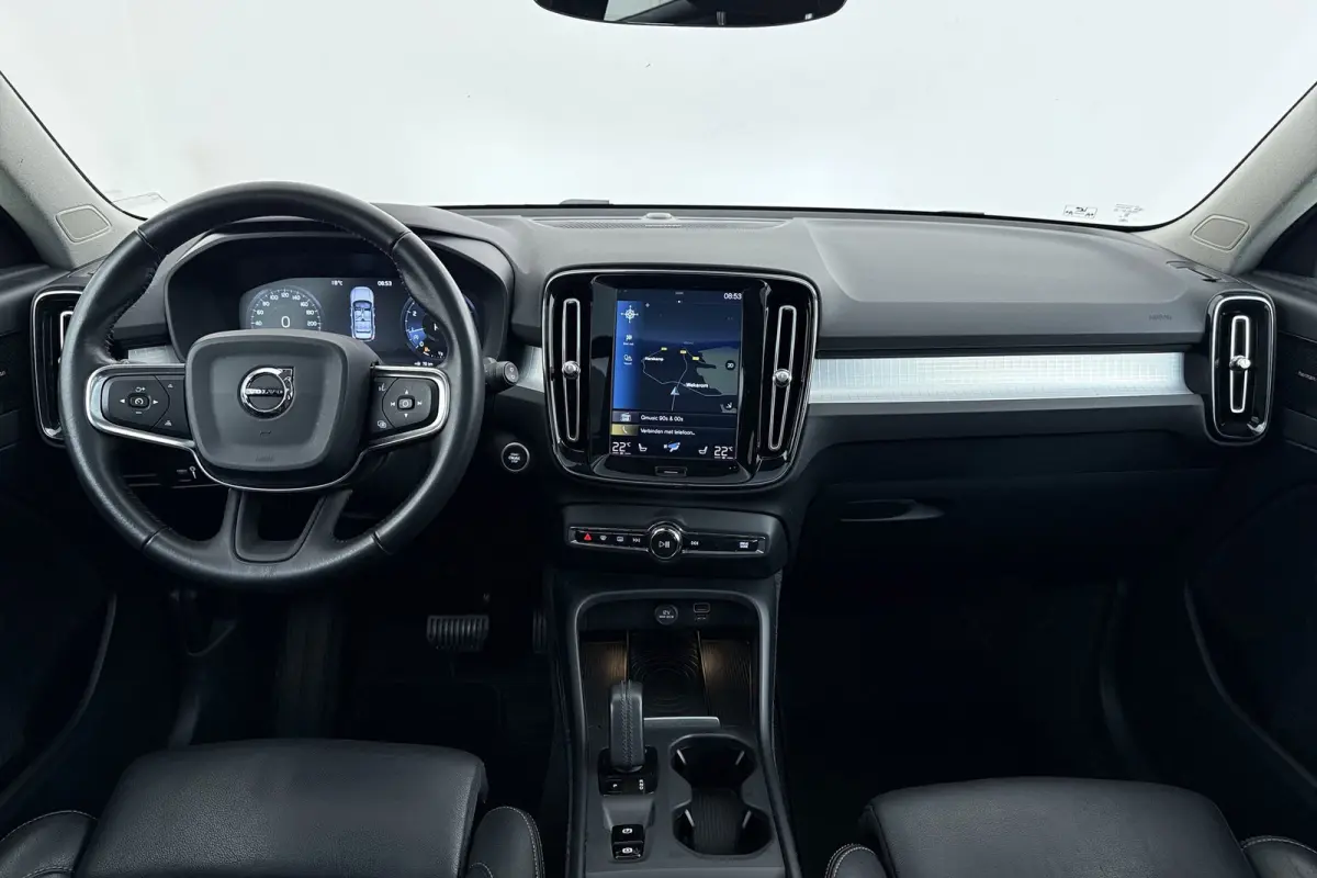 2.0 T5 AWD Intro Edition | Uitklap Trekhaak | Panoramadak | Org NL | Leer | Harman/Kardon | Dealer Ond. | Adap. Cruise