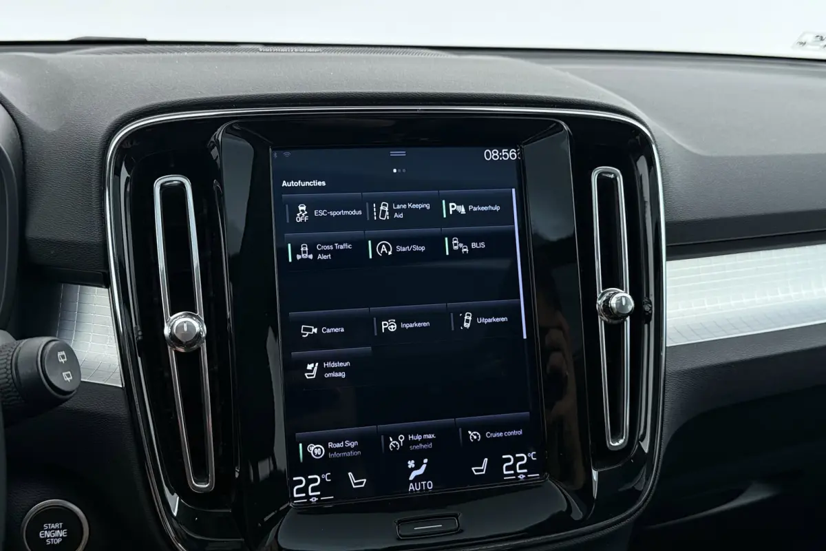 2.0 T5 AWD Intro Edition | Uitklap Trekhaak | Panoramadak | Org NL | Leer | Harman/Kardon | Dealer Ond. | Adap. Cruise
