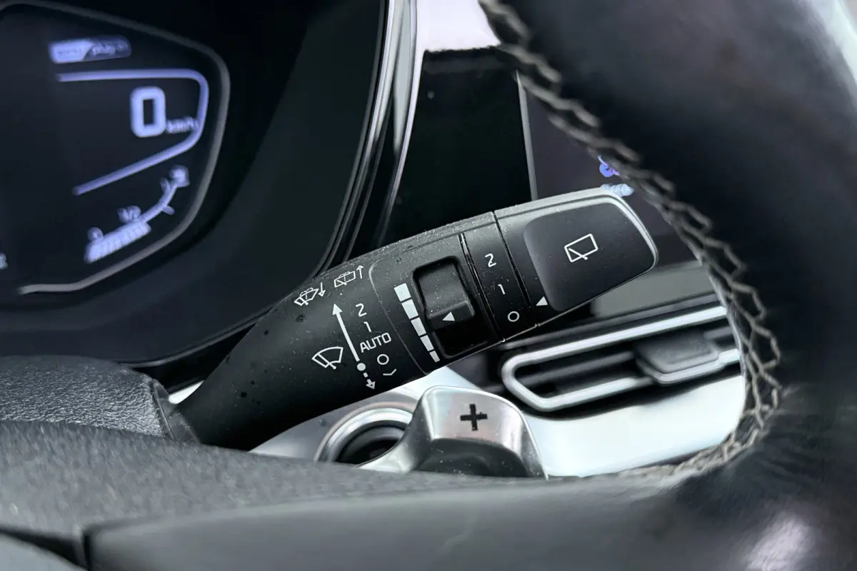 1.6 GDi PHEV ExecutiveLine | 28.000 KM! | Org NL | Trekhaak | Schuif-/Kanteldak | CarPlay | Camera | Digital Cockpit |