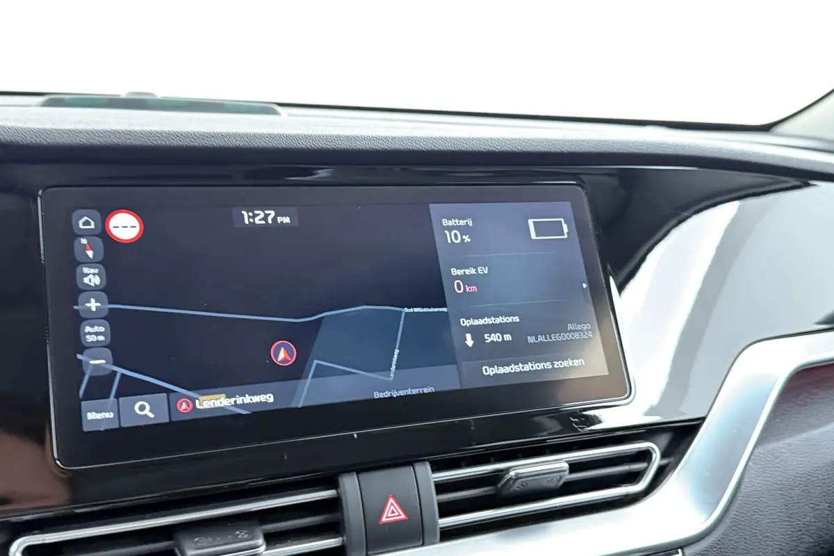 1.6 GDi PHEV ExecutiveLine | 28.000 KM! | Org NL | Trekhaak | Schuif-/Kanteldak | CarPlay | Camera | Digital Cockpit |