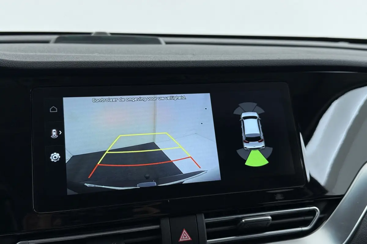 1.6 GDi PHEV ExecutiveLine | 28.000 KM! | Org NL | Trekhaak | Schuif-/Kanteldak | CarPlay | Camera | Digital Cockpit |