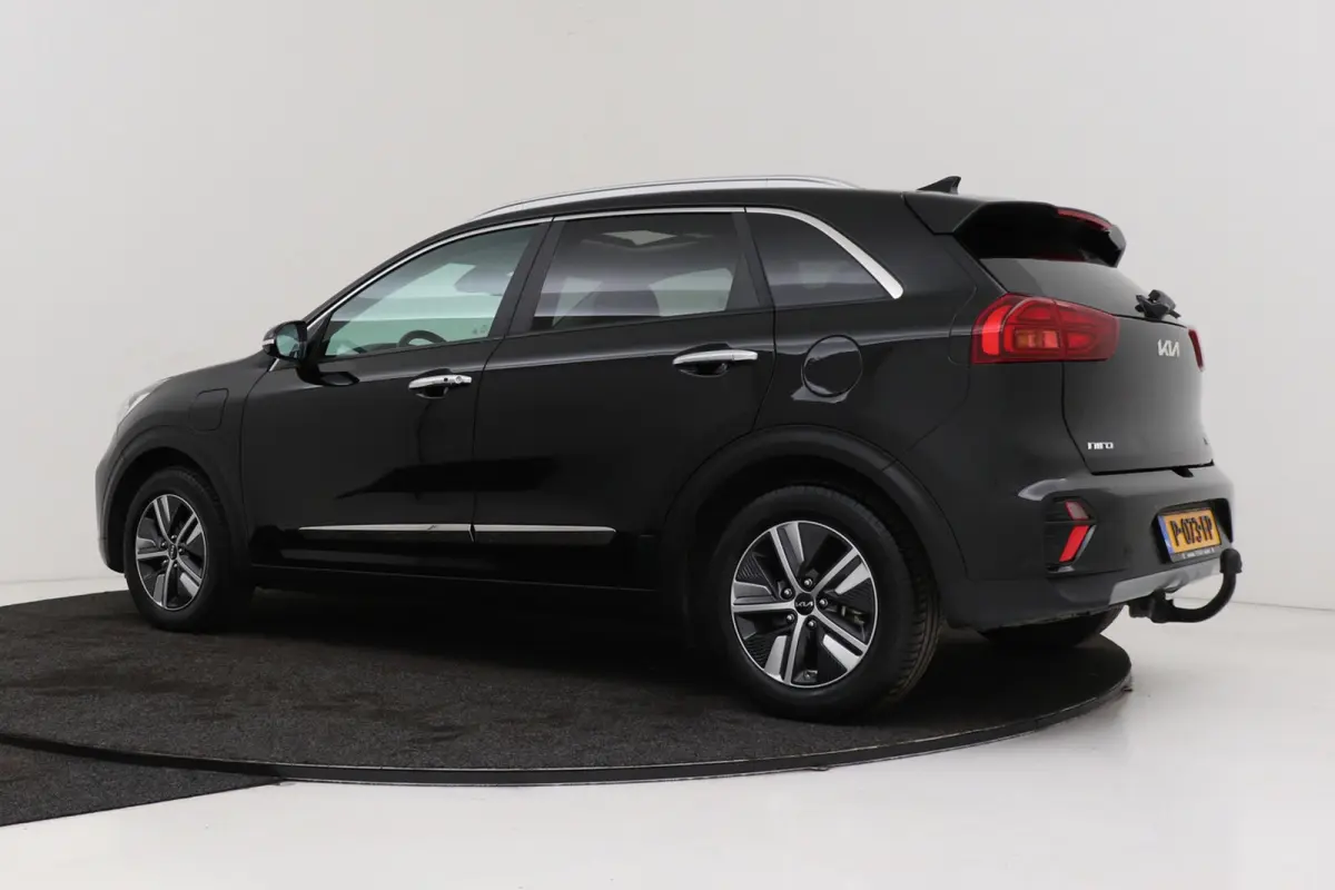 1.6 GDi PHEV ExecutiveLine | 28.000 KM! | Org NL | Trekhaak | Schuif-/Kanteldak | CarPlay | Camera | Digital Cockpit |