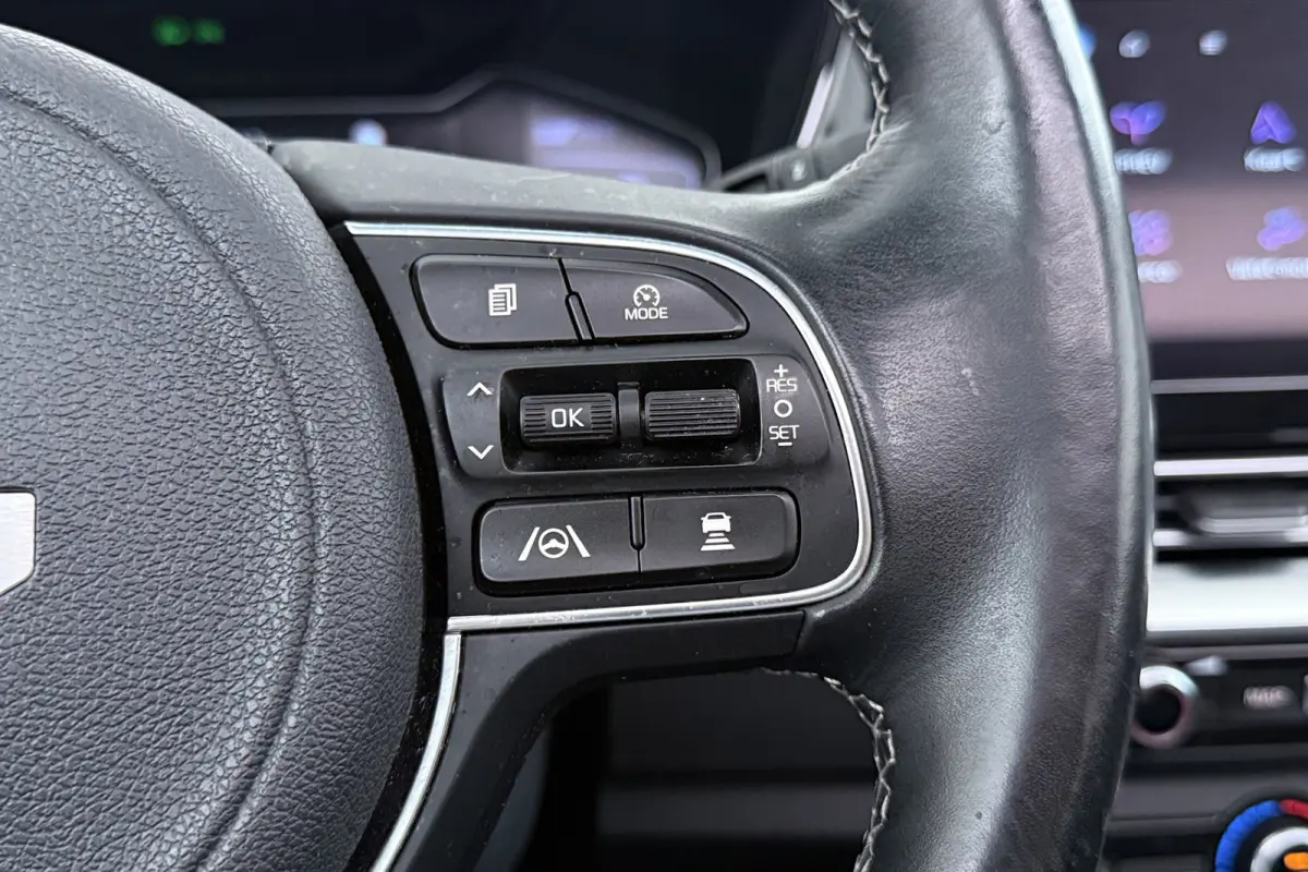 1.6 GDi PHEV ExecutiveLine | 28.000 KM! | Org NL | Trekhaak | Schuif-/Kanteldak | CarPlay | Camera | Digital Cockpit |