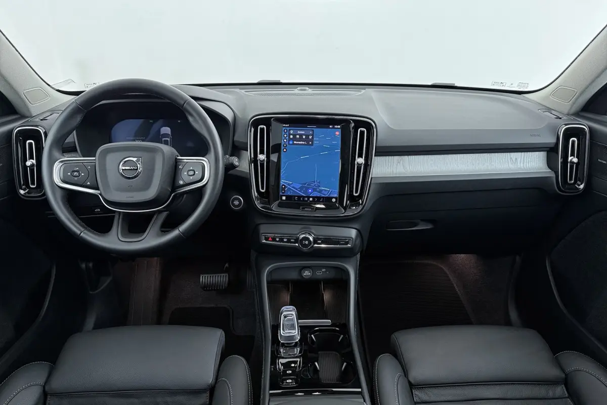2.0 B4 Plus Black Edition | Uitklap Trekhaak | Panoramadak | Harman/Kardon | Digital Cockpit | CarPlay |