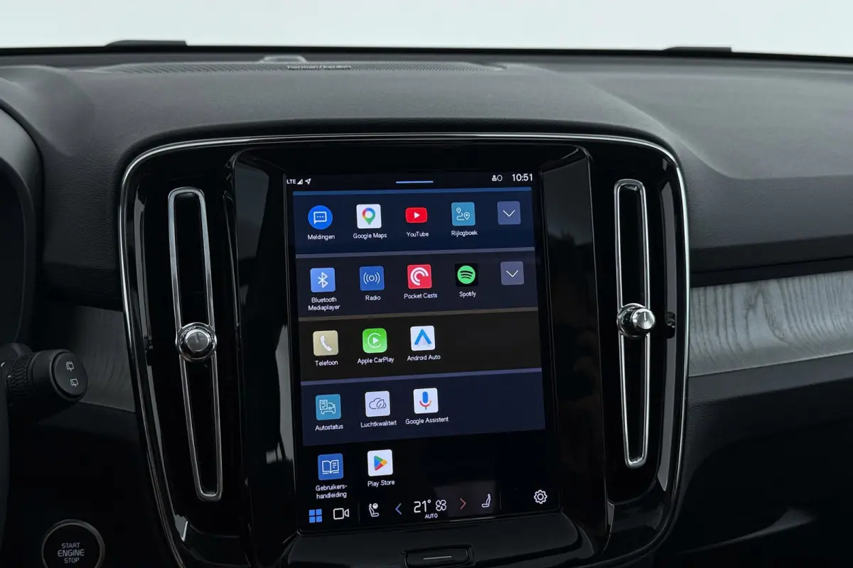 2.0 B4 Plus Black Edition | Uitklap Trekhaak | Panoramadak | Harman/Kardon | Digital Cockpit | CarPlay |