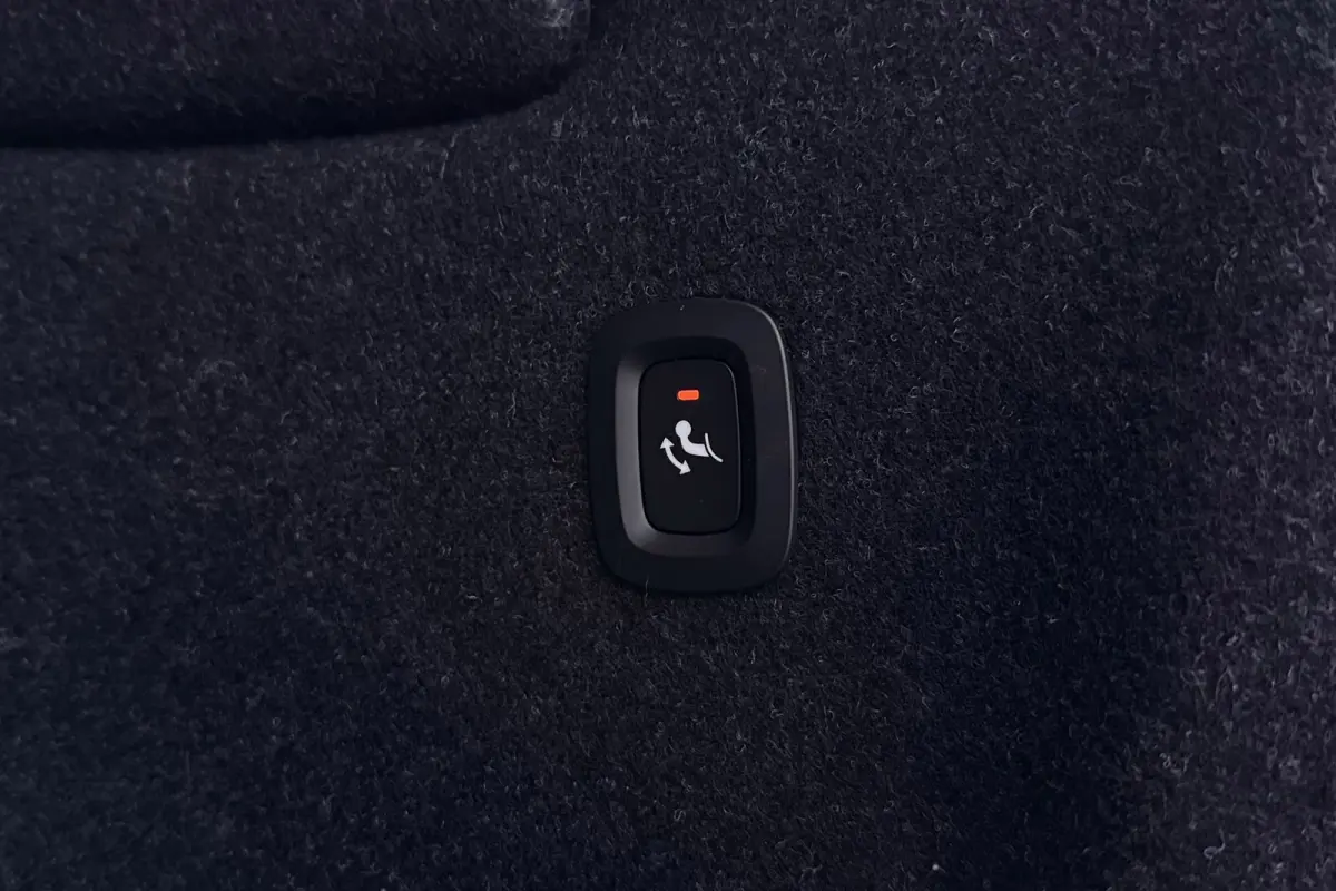 2.0 B4 Plus Black Edition | Uitklap Trekhaak | Panoramadak | Harman/Kardon | Digital Cockpit | CarPlay |