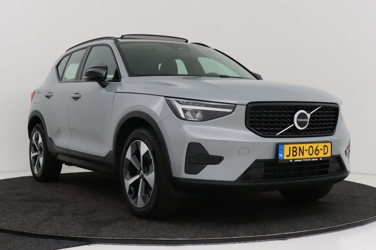 2.0 B4 Plus Black Edition | Uitklap Trekhaak | Panoramadak | Harman/Kardon | Digital Cockpit | CarPlay |