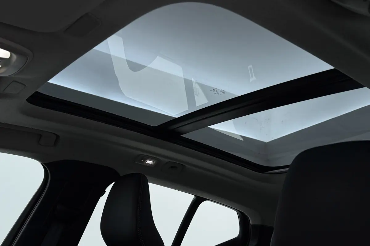 2.0 B4 Plus Black Edition | Uitklap Trekhaak | Panoramadak | Harman/Kardon | Digital Cockpit | CarPlay |