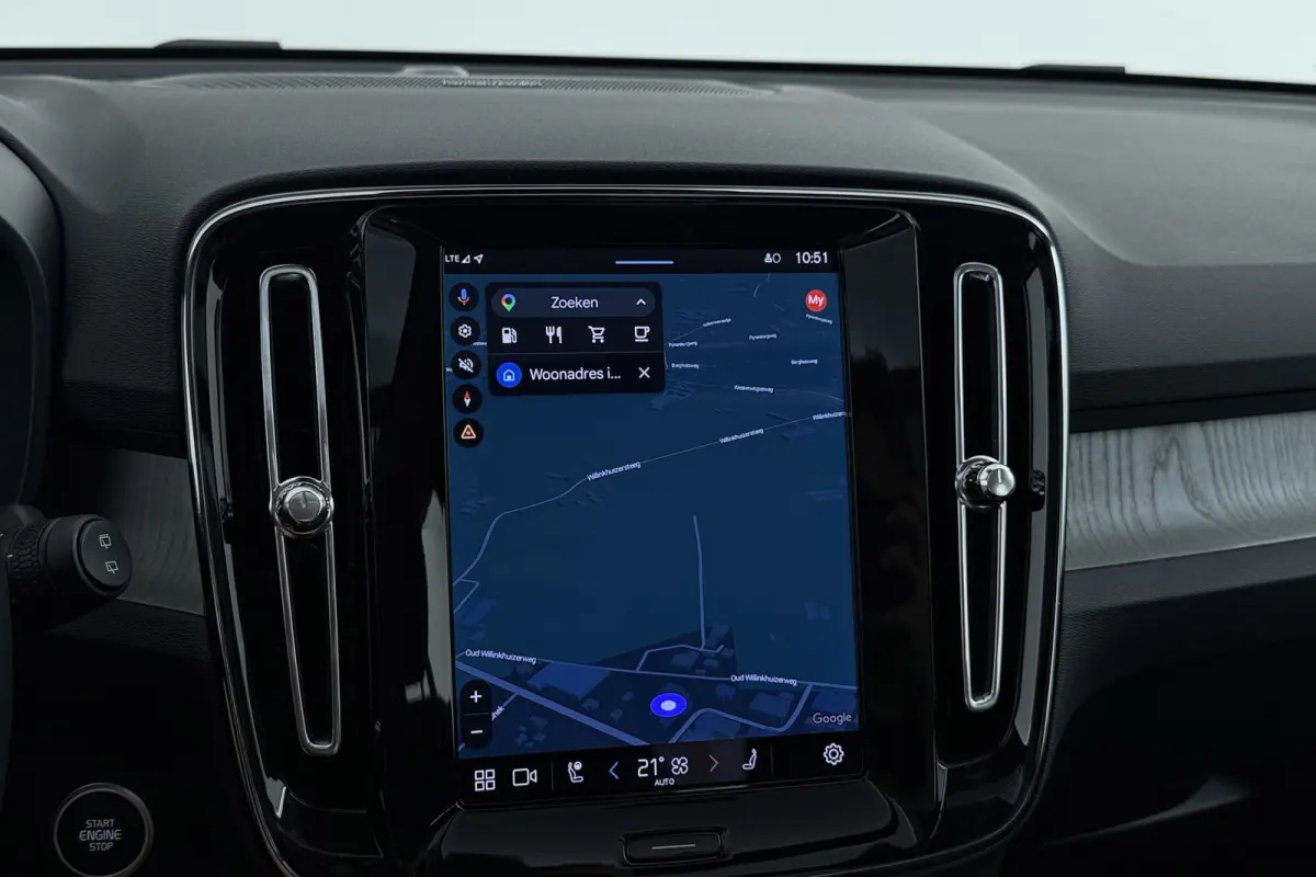2.0 B4 Plus Black Edition | Uitklap Trekhaak | Panoramadak | Harman/Kardon | Digital Cockpit | CarPlay |