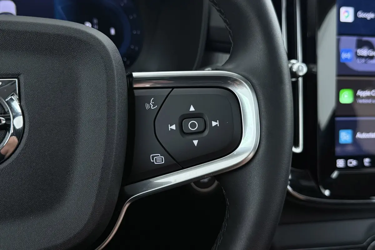 2.0 B4 Plus Black Edition | Uitklap Trekhaak | Panoramadak | Harman/Kardon | Digital Cockpit | CarPlay |