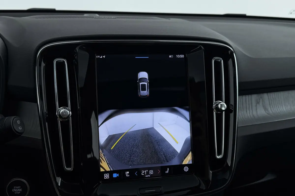 2.0 B4 Plus Black Edition | Uitklap Trekhaak | Panoramadak | Harman/Kardon | Digital Cockpit | CarPlay |