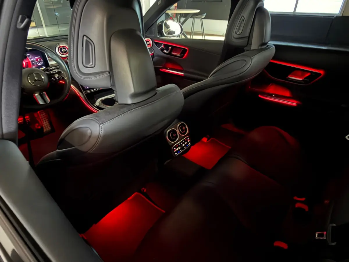 300 e AMG Night Pano Memory 360Cam. Head up