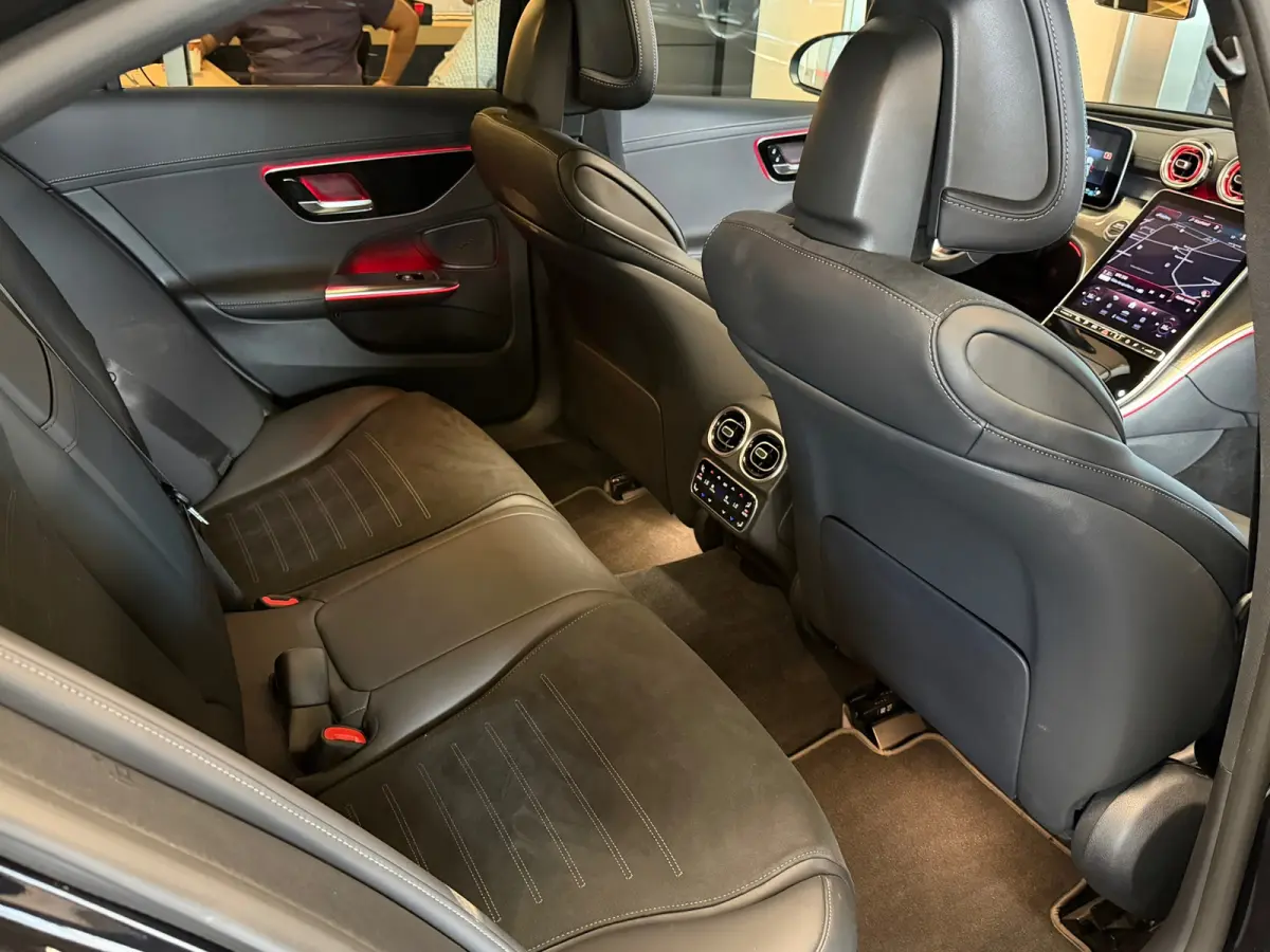 300 e AMG Night Pano Memory 360Cam. Head up