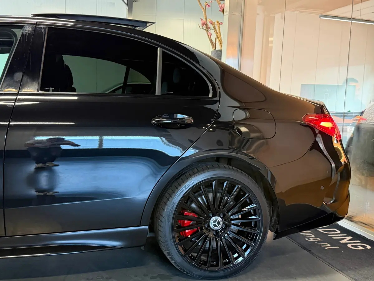 300 e AMG Night Pano Memory 360Cam. Head up