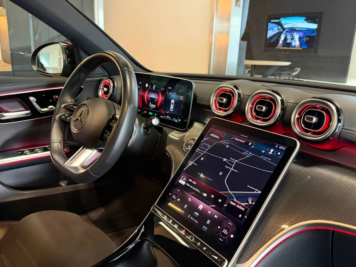 300 e AMG Night Pano Memory 360Cam. Head up