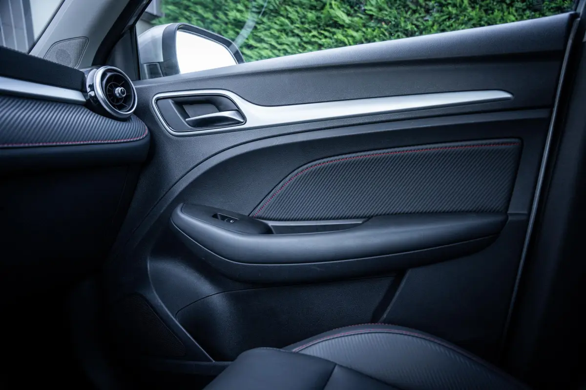 Long Range Luxury 70 kWh Org.NL|1e-eig.|Pano-dak|Leder|360°|ACC|Carplay|Dealeronderhouden