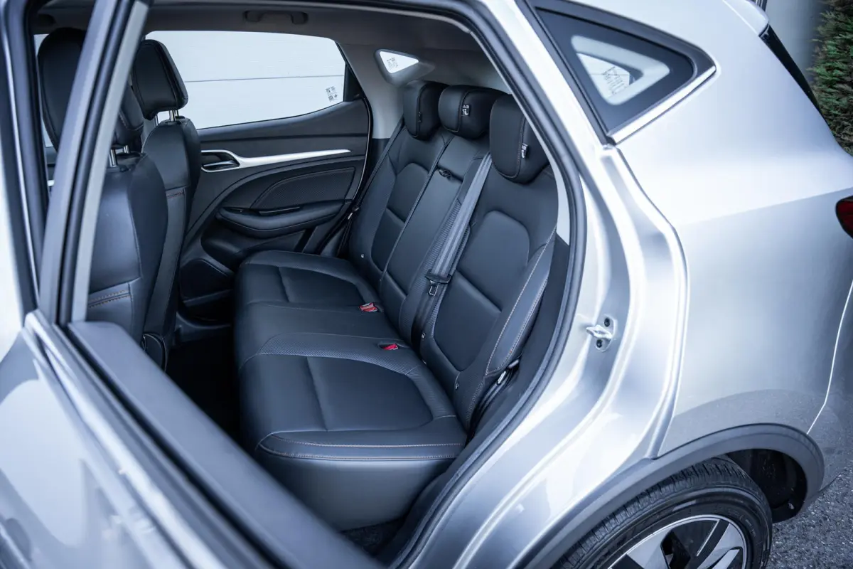 Long Range Luxury 70 kWh Org.NL|1e-eig.|Pano-dak|Leder|360°|ACC|Carplay|Dealeronderhouden