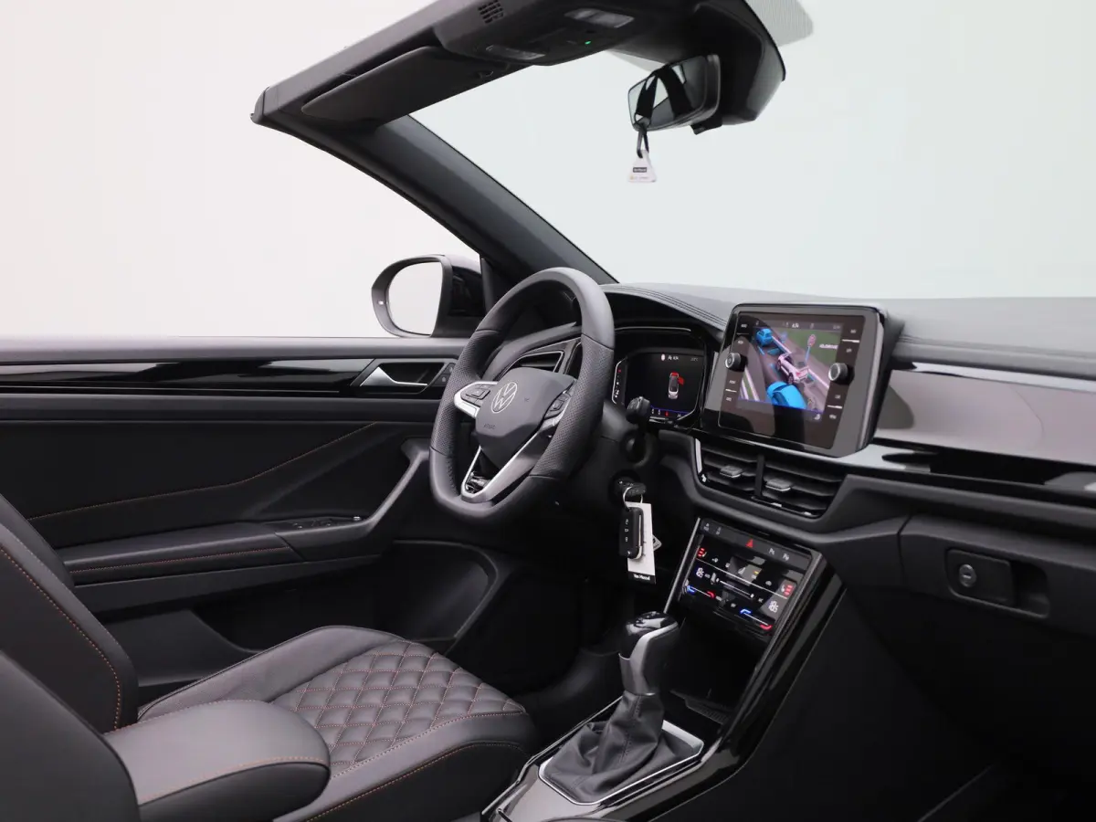 1.5 TSI R-Line 150 PK| Trekhaak Afneembaar | LEDER Interieur | Navigatie | Stoelverwarming | Stuurwielverwarming | Dodehoekdetectie | Achteruitrijcamera