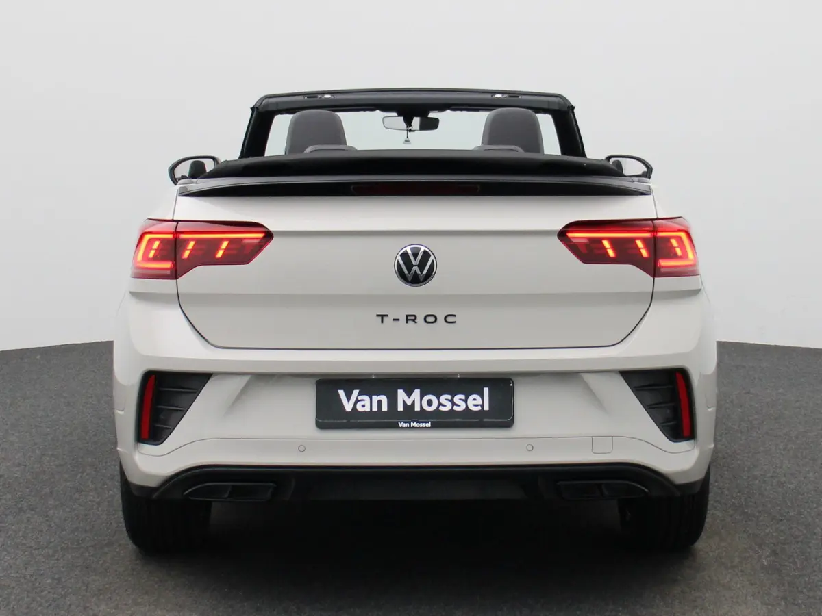 1.5 TSI R-Line 150 PK| Trekhaak Afneembaar | LEDER Interieur | Navigatie | Stoelverwarming | Stuurwielverwarming | Dodehoekdetectie | Achteruitrijcamera