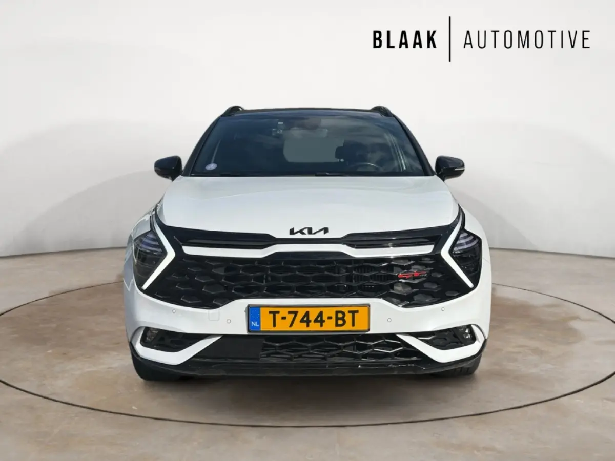 1.6 T Hybrid GT-PlusLine | Panoramadak | 360° camera | Leder