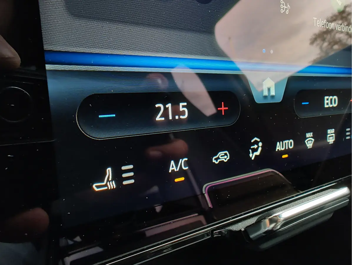 STANDARD RANGE RWD 52 kWh Massagestoel | Head-up Display | Adaptive Cruise | Google