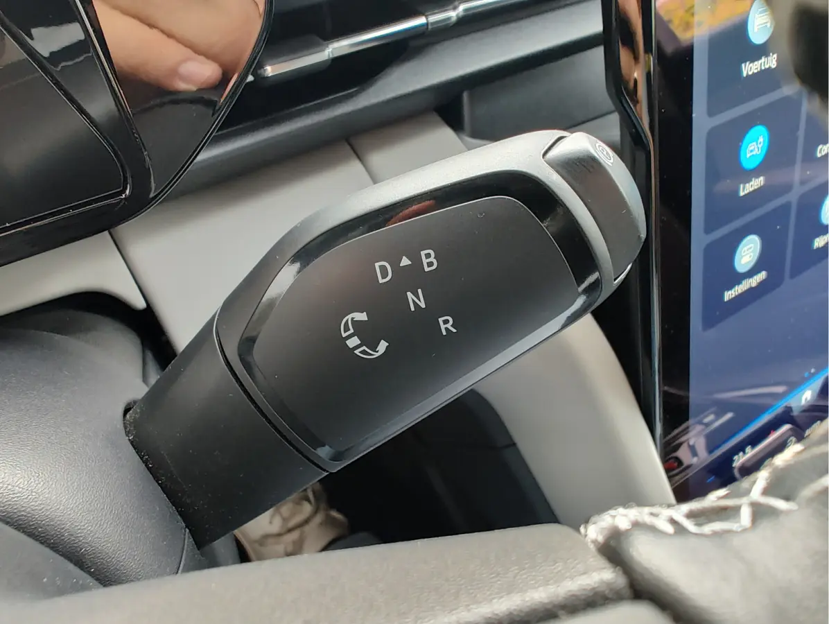 STANDARD RANGE RWD 52 kWh Massagestoel | Head-up Display | Adaptive Cruise | Google