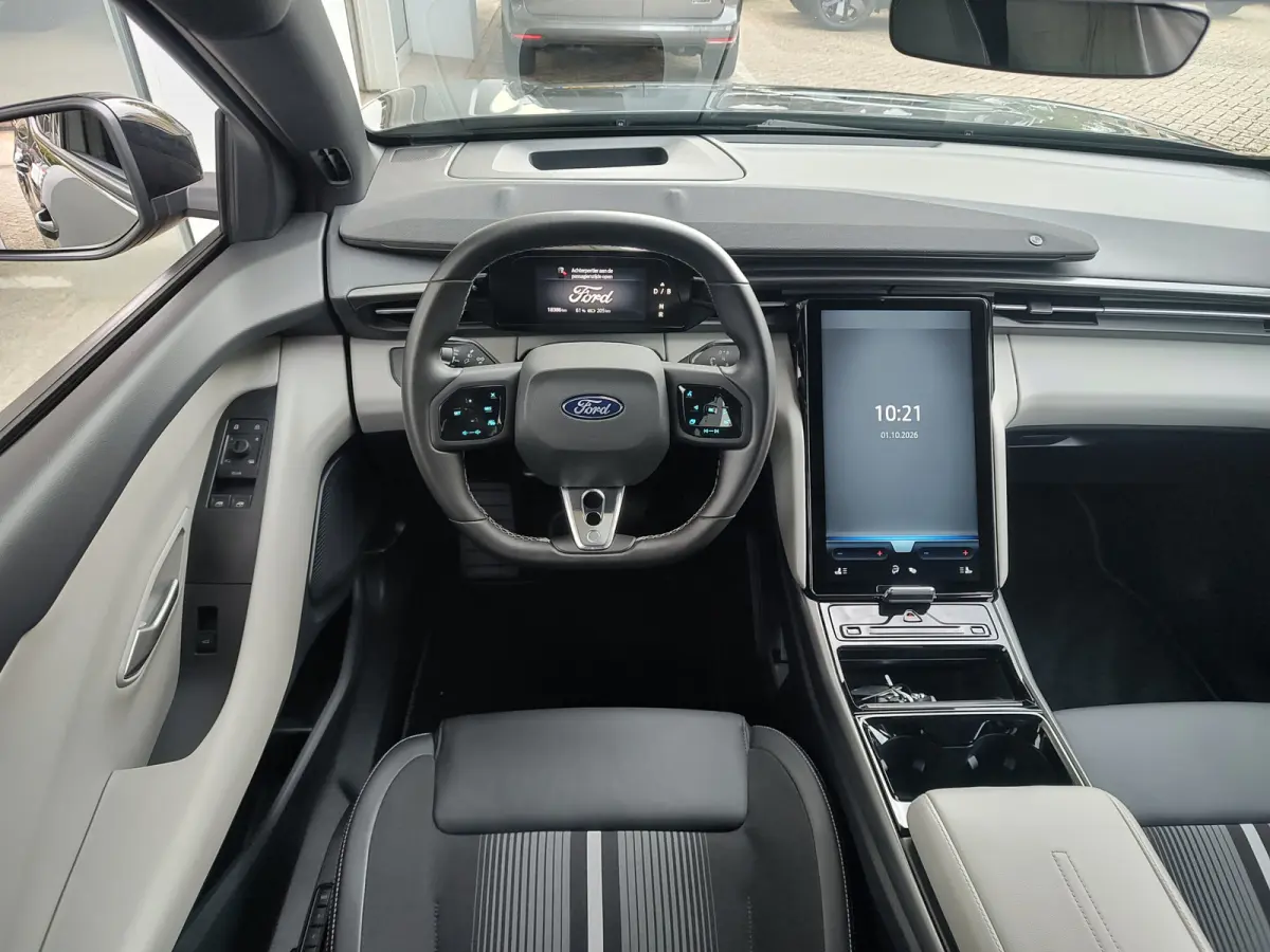 STANDARD RANGE RWD 52 kWh Massagestoel | Head-up Display | Adaptive Cruise | Google