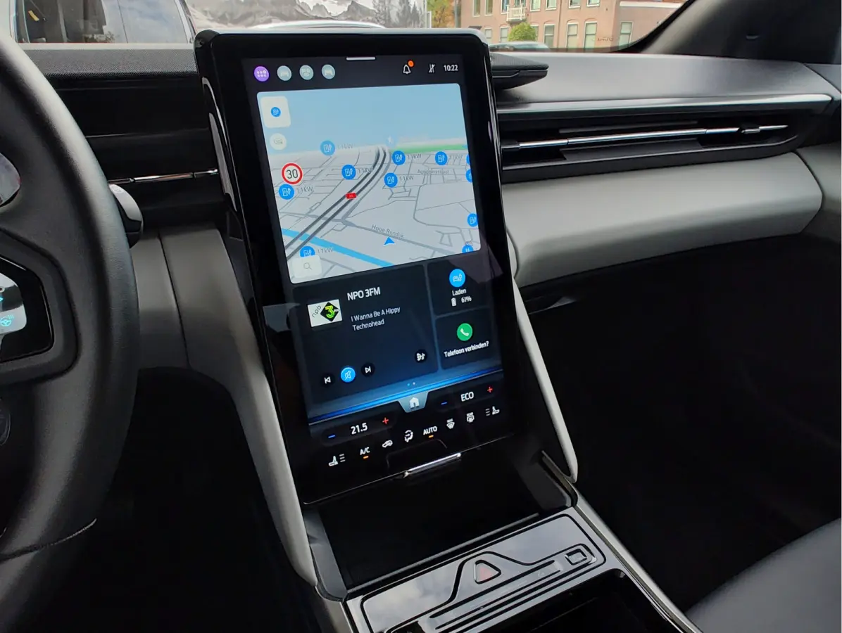 STANDARD RANGE RWD 52 kWh Massagestoel | Head-up Display | Adaptive Cruise | Google