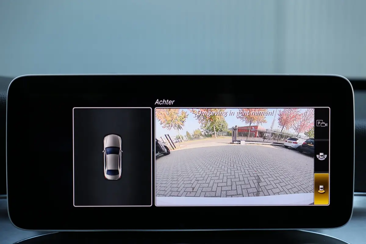 180 AMG | panoramadak | dodehoek detectie | apple carplay | leder | sfeerverlichting | achteruitrijcamera