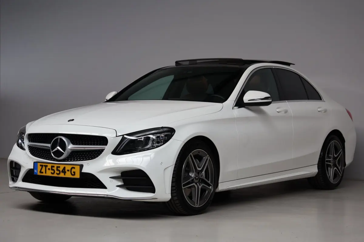 180 AMG | panoramadak | dodehoek detectie | apple carplay | leder | sfeerverlichting | achteruitrijcamera