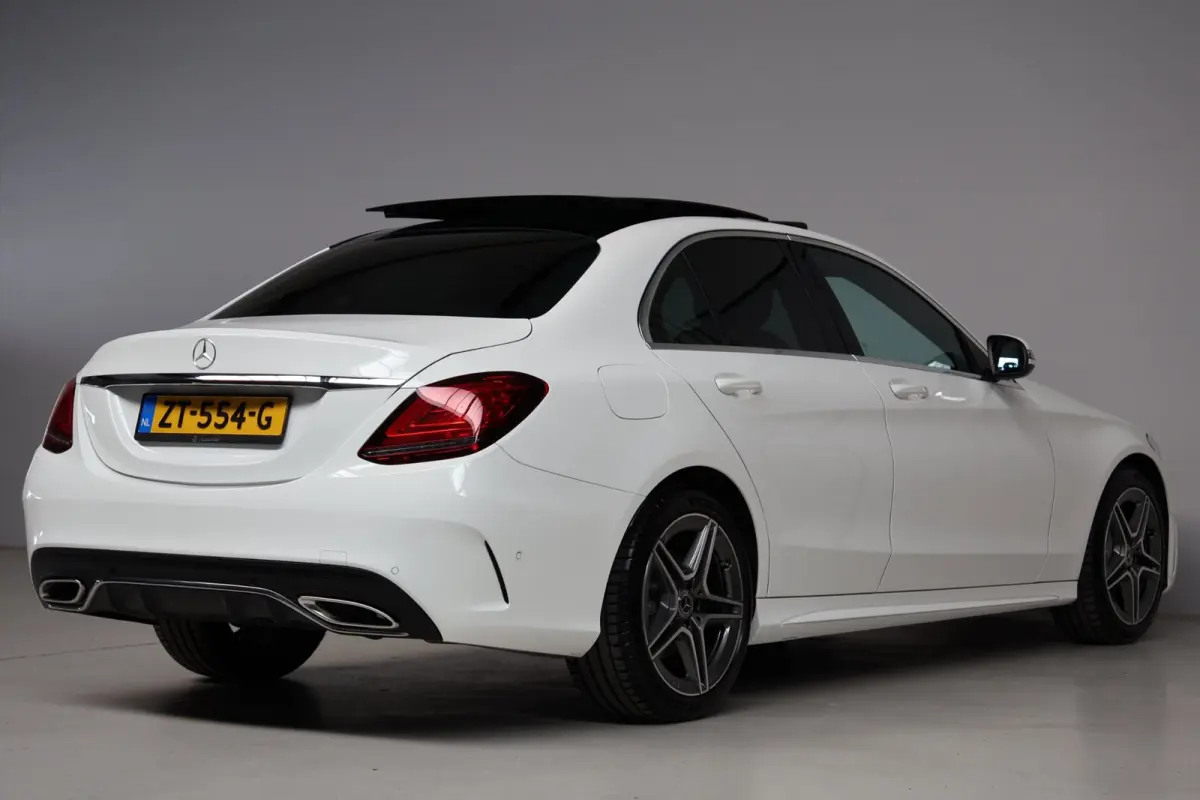 180 AMG | panoramadak | dodehoek detectie | apple carplay | leder | sfeerverlichting | achteruitrijcamera