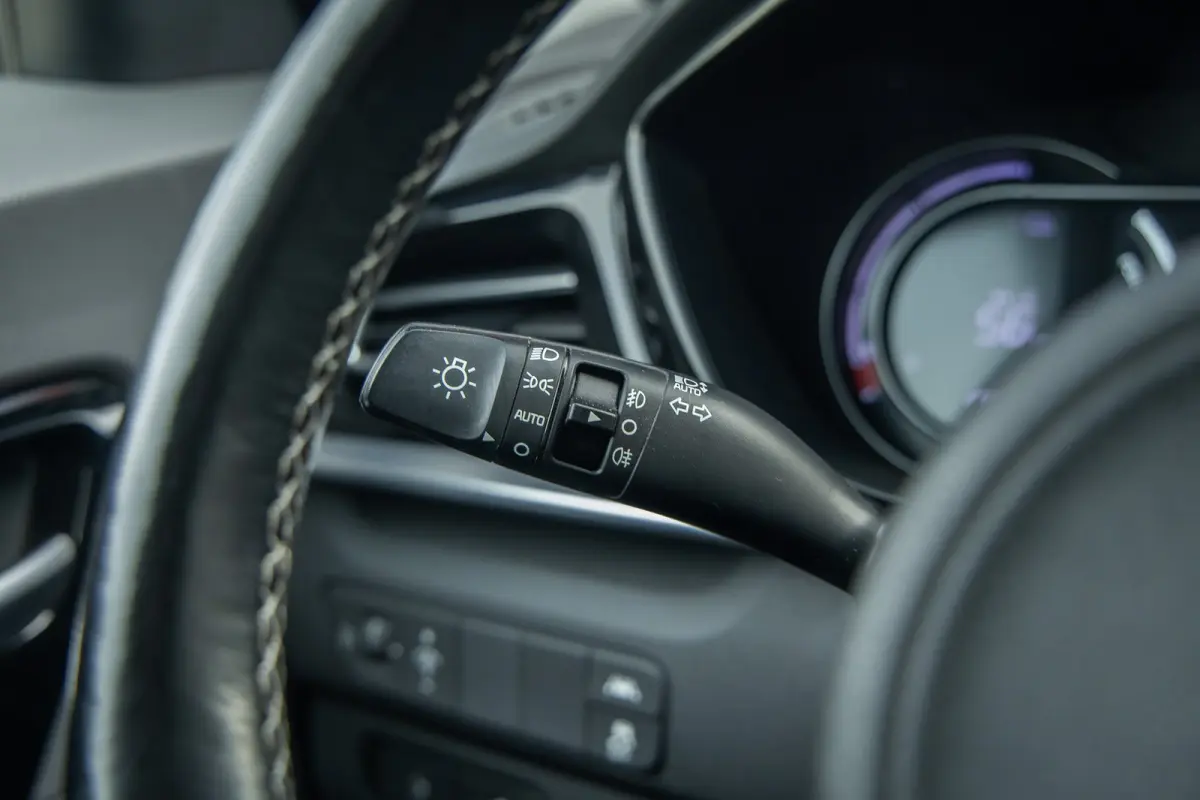 DynamicLine 64 kWh | Apple Carplay/Android Auto | Stuur/Stoel verwarming | Adaptive Cruise Control | Camera | Achteruitrijcamera | Apple Carplay/Android Auto|telefoonintegratie premium | Cru