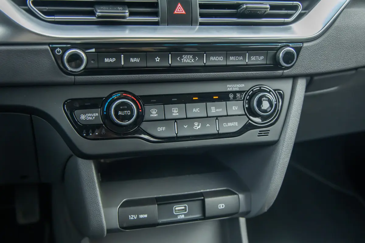 DynamicLine 64 kWh | Apple Carplay/Android Auto | Stuur/Stoel verwarming | Adaptive Cruise Control | Camera | Achteruitrijcamera | Apple Carplay/Android Auto|telefoonintegratie premium | Cru