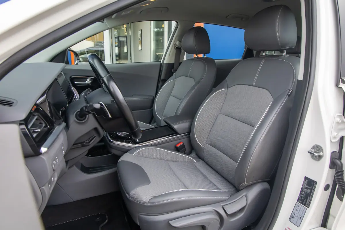 DynamicLine 64 kWh | Apple Carplay/Android Auto | Stuur/Stoel verwarming | Adaptive Cruise Control | Camera | Achteruitrijcamera | Apple Carplay/Android Auto|telefoonintegratie premium | Cru