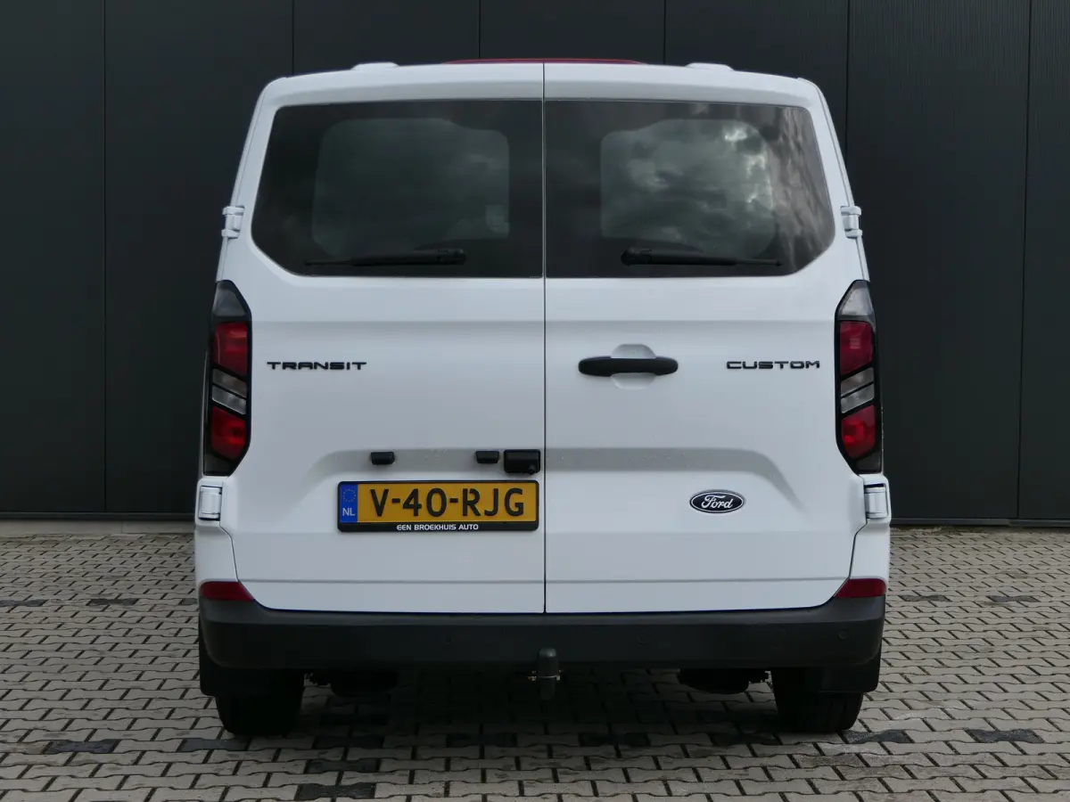 300 2.0 TDCI L2H1 Trend 170pk Automaat | Trekhaak | Camera | Stoelverwarming | LED Koplampen | CarPlay/Android Auto | Bijrijdersbank