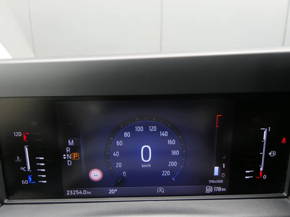 300 2.0 TDCI L2H1 Trend 170pk Automaat | Trekhaak | Camera | Stoelverwarming | LED Koplampen | CarPlay/Android Auto | Bijrijdersbank