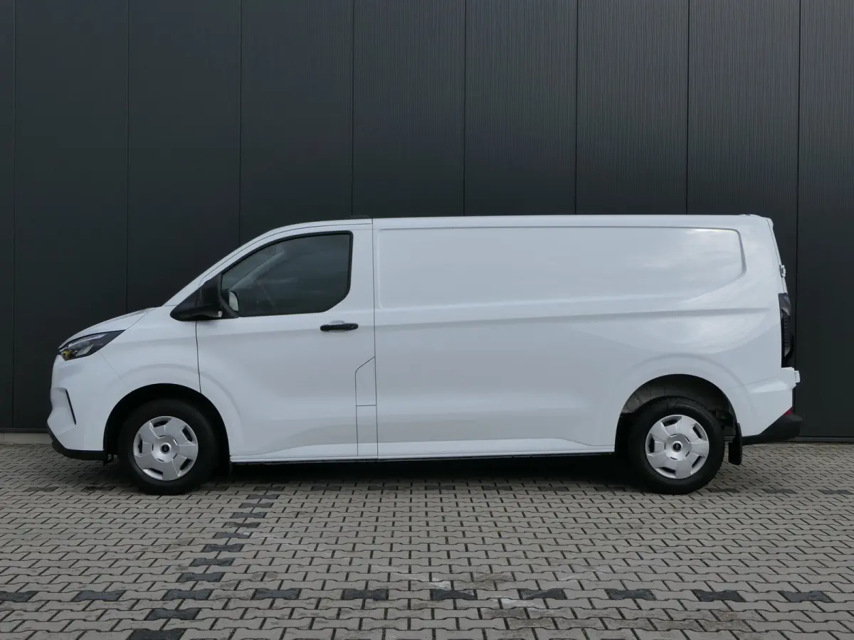 300 2.0 TDCI L2H1 Trend 170pk Automaat | Trekhaak | Camera | Stoelverwarming | LED Koplampen | CarPlay/Android Auto | Bijrijdersbank