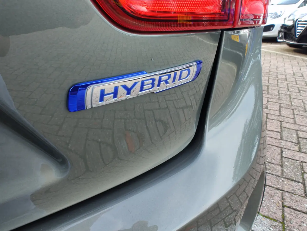 1.2 SMART HYBRID STYLE Clima | Cruise | Autonome noodrem | Navi