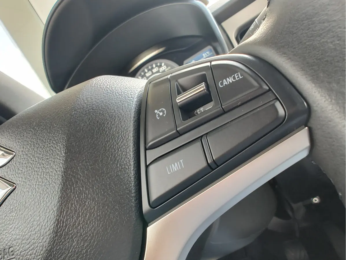 1.2 SMART HYBRID STYLE Clima | Cruise | Autonome noodrem | Navi