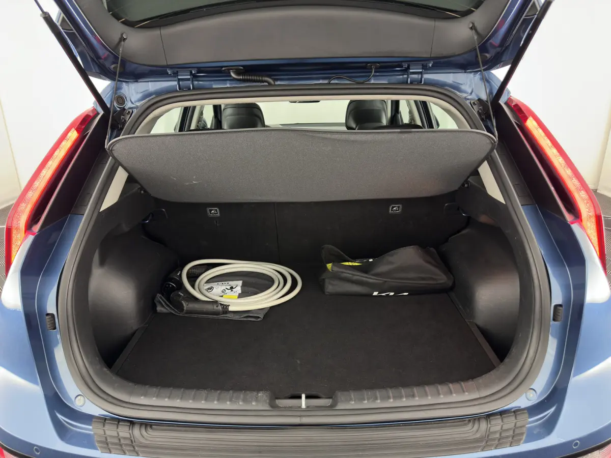 DynamicLine 64.8 kWh [3-Fase-11kW] {SoH-100%} (INCL-BTW) Aut. *LEATHER-FABRIC | ADAPTIVE-CRUISE | DIGI-COCKPIT | KEYLESS | CAMERA | DAB | COMFORTSEATS | SHIFTPADDLES | ECC | PDC | CARPLAY | 